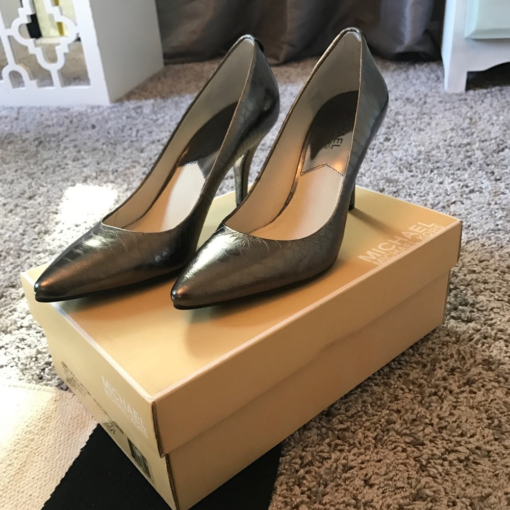 Michael Kors Pointed Heels